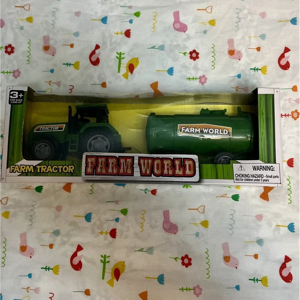 Farm World Tractor‎ & Pull Behind Tanker NIB